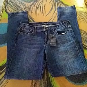 Lucky brand sweet and straight 14/32R